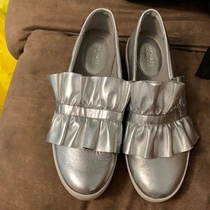Silver platform tennis shoes